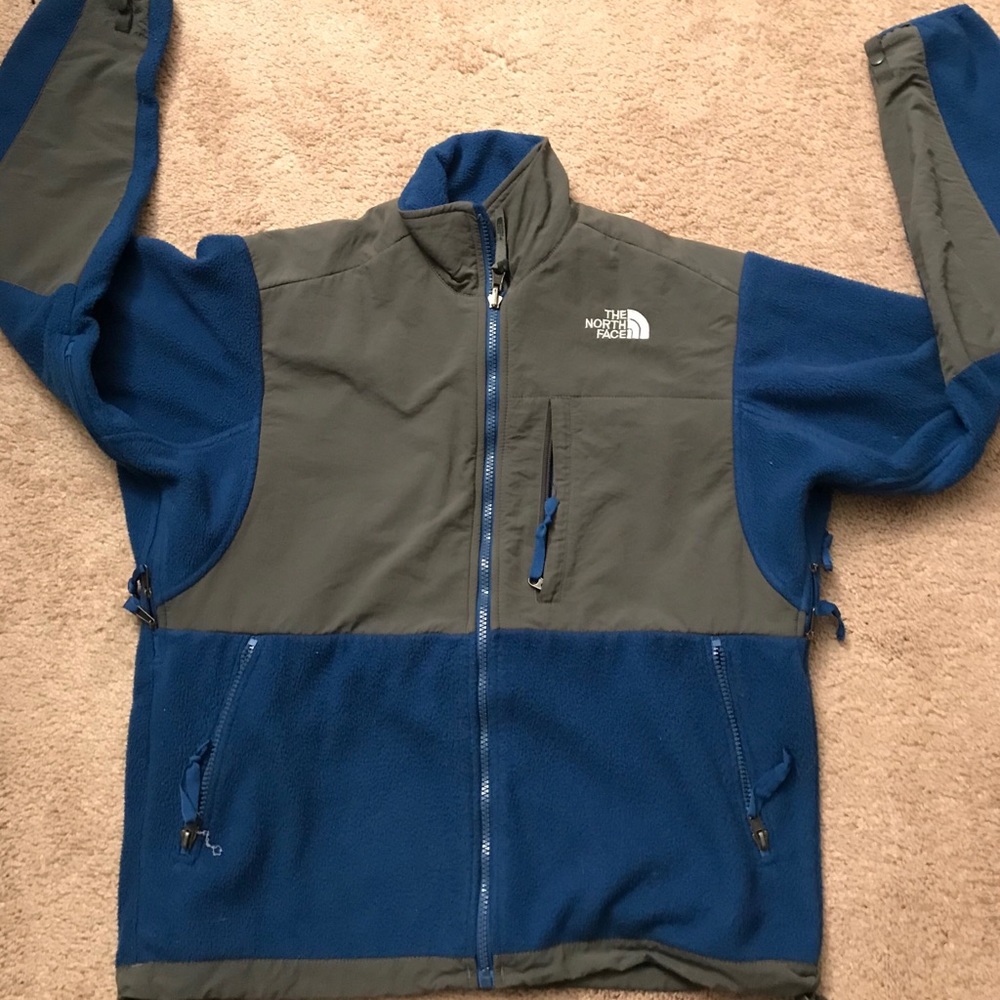 Medium North Face Fleece